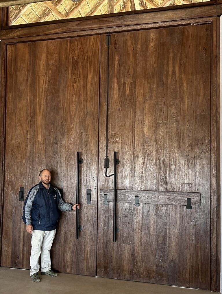 wooden doors 2